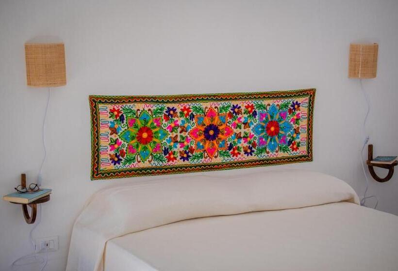 ホテル Qui Mediterraneo