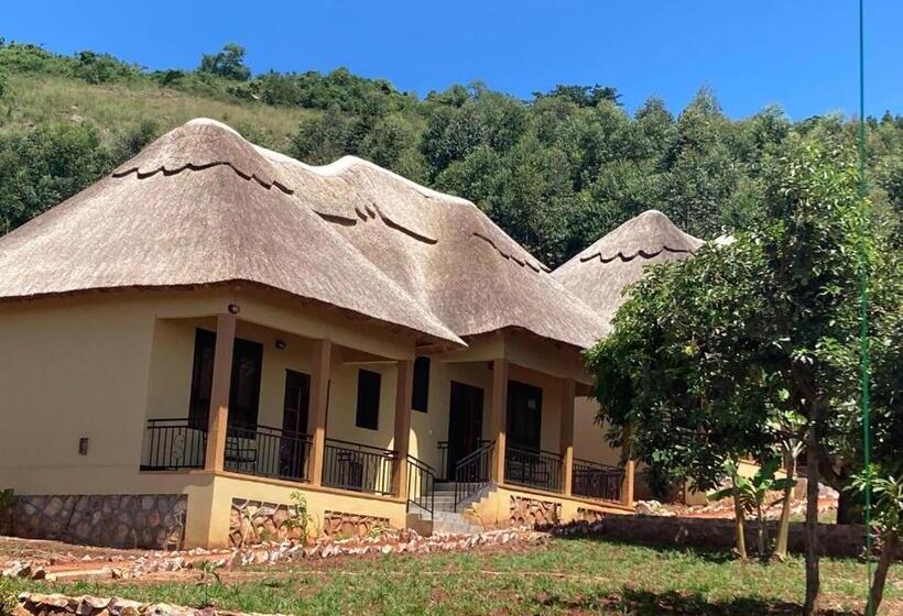 هتل Stevalyn S Ridge View Lodge