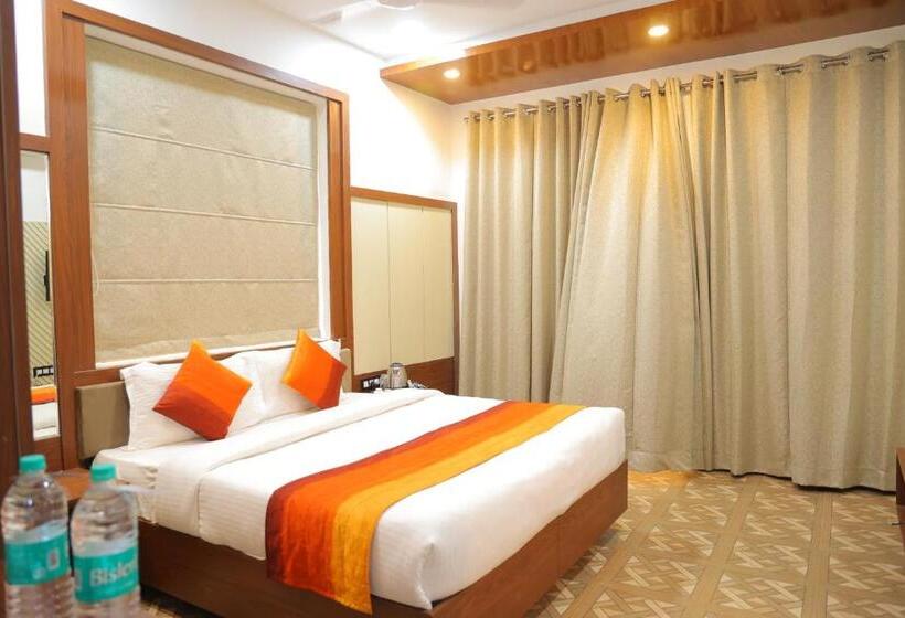 酒店 Sumergarh Resorts