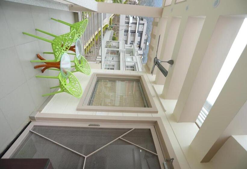 Hotel The Salan Heights