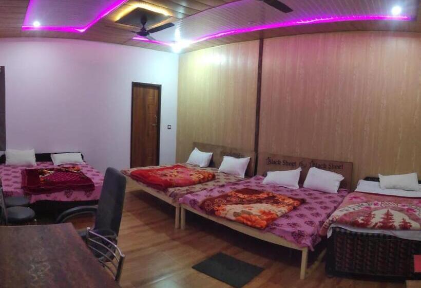 Hotel Trishul Inn