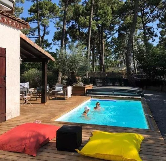 ペンション Chambre Privative, Cap Ferret Piscine Chauffée Villa Sylhengui