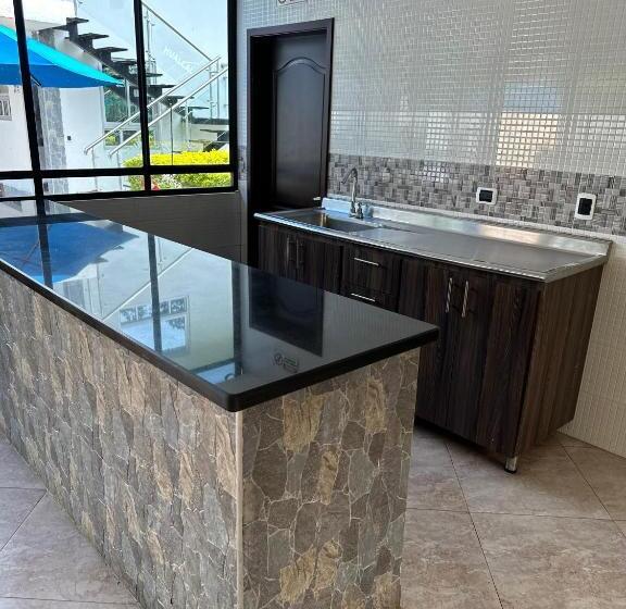 Pension Finca Hualcalá 2