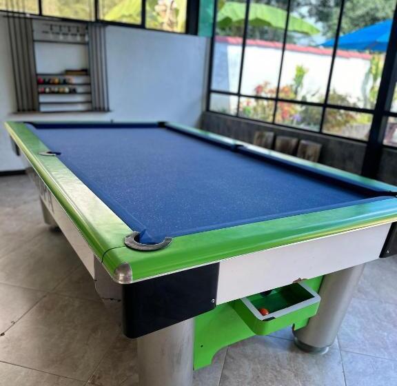 Pension Finca Hualcalá 2