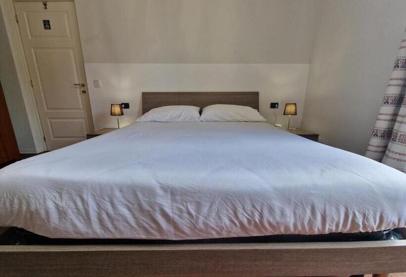 ペンション Moonlake