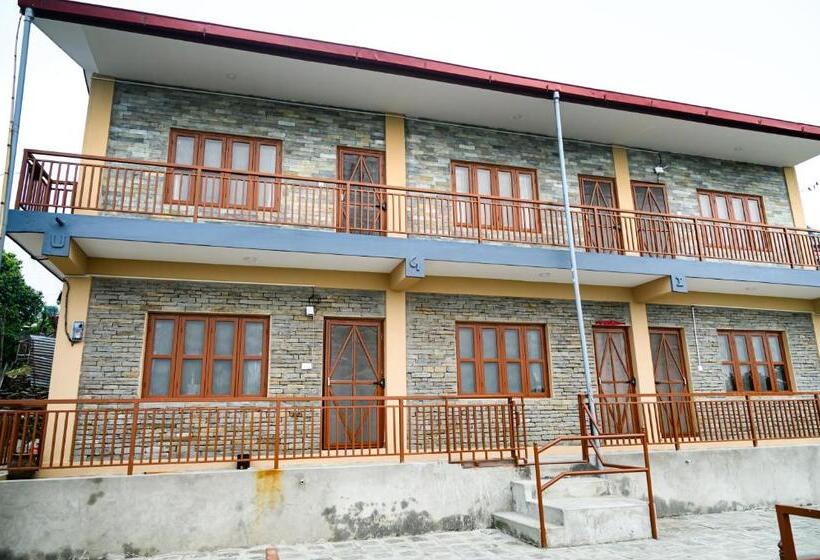 پانسیون Pari Ghar