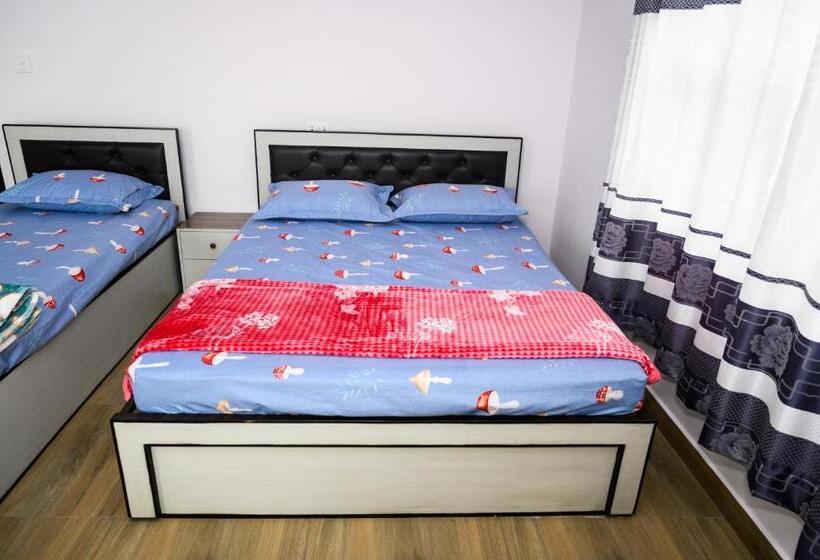 پانسیون Pari Ghar