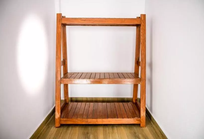 پانسیون Pari Ghar