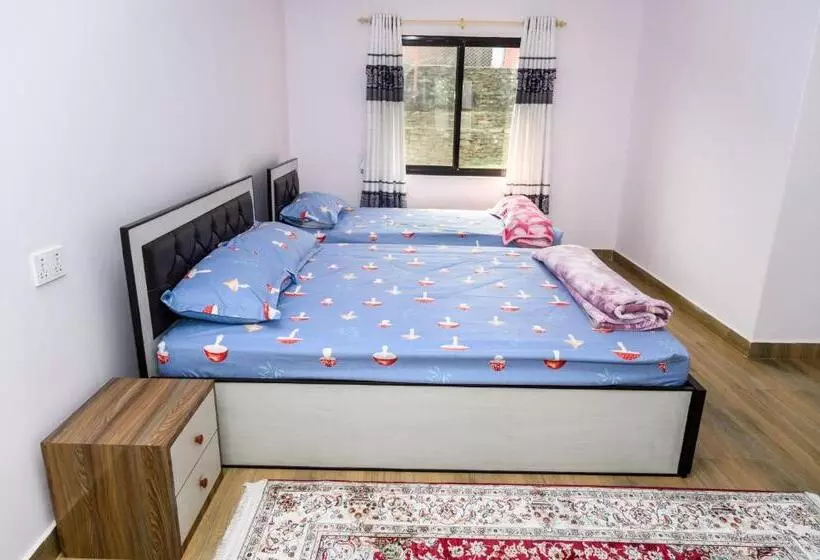 پانسیون Pari Ghar