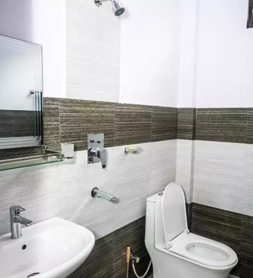 پانسیون Pari Ghar