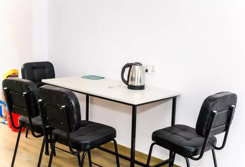 پانسیون Pari Ghar