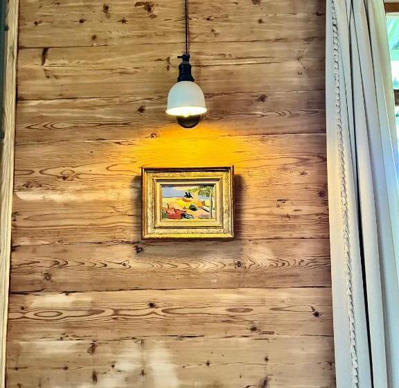 پانسیون Shromantic Garden