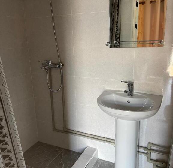 پانسیون Sun House 2023