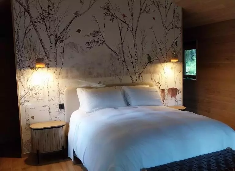 リゾートホテル Bandiat Le Domaine