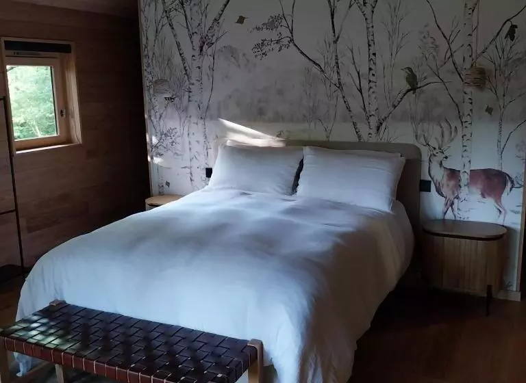 リゾートホテル Bandiat Le Domaine