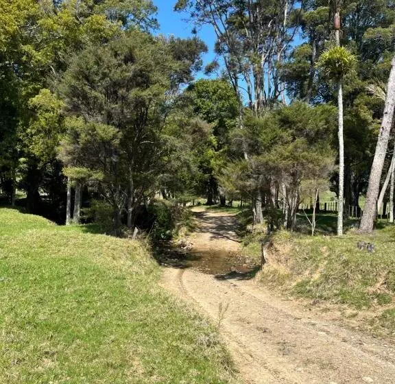 Lomakeskus White Star Station Farm Holiday Park