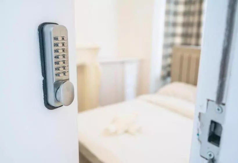 Retkeilymaja Majestic Inn