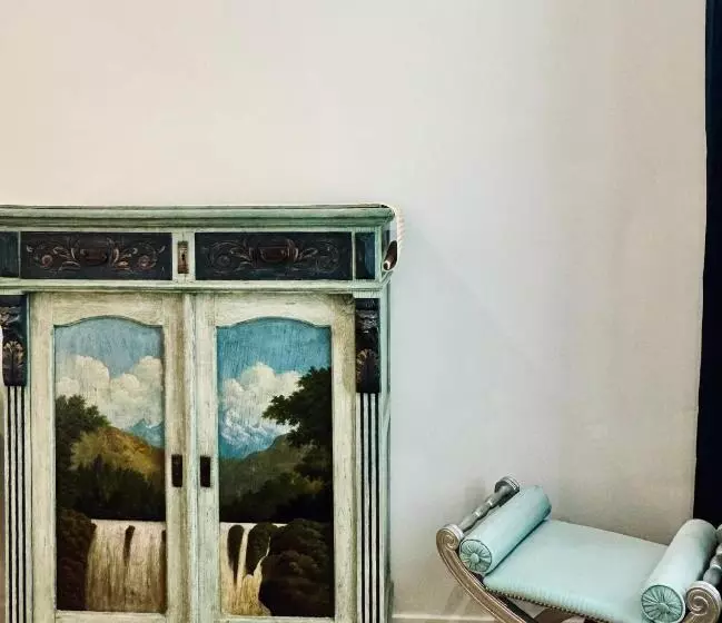 ベッドアンドブレックファースト Art House Rooms