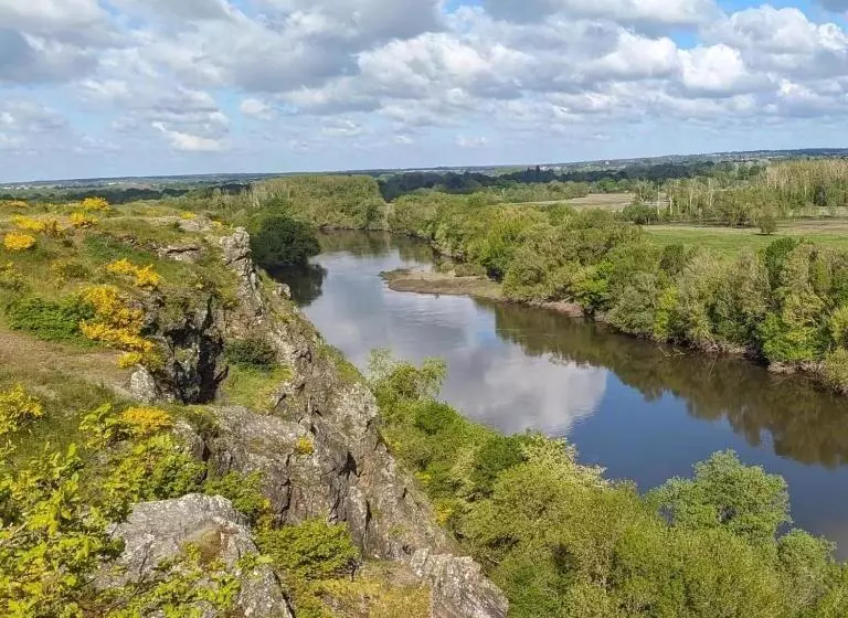 Aamiaismajoitus (B&B) Charmante Suite Avec Jacuzzi Dans Maison Atypique