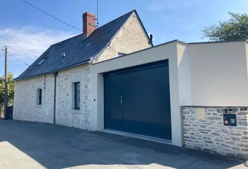 Aamiaismajoitus (B&B) Charmante Suite Avec Jacuzzi Dans Maison Atypique