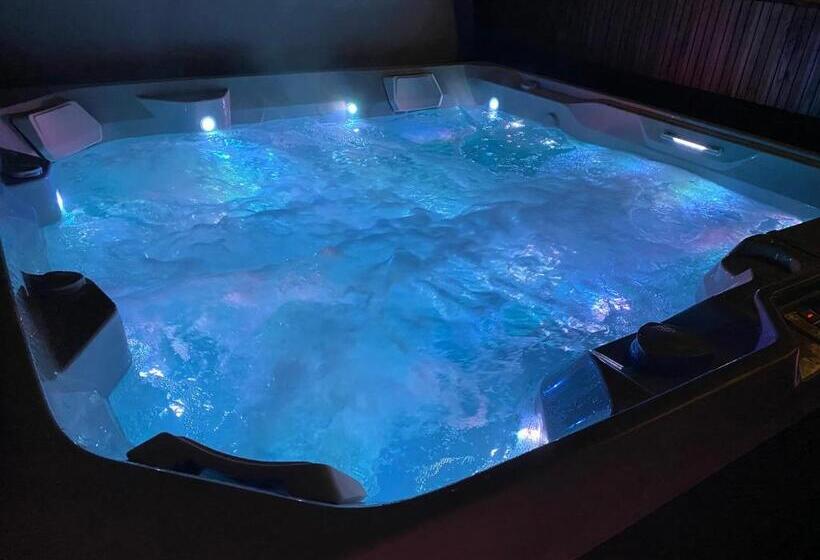مبيت وإفطار Charmante Suite Avec Jacuzzi Dans Maison Atypique