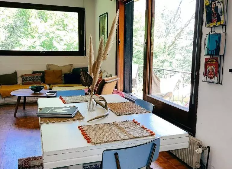 ベッドアンドブレックファースト Guest House Folk Inn