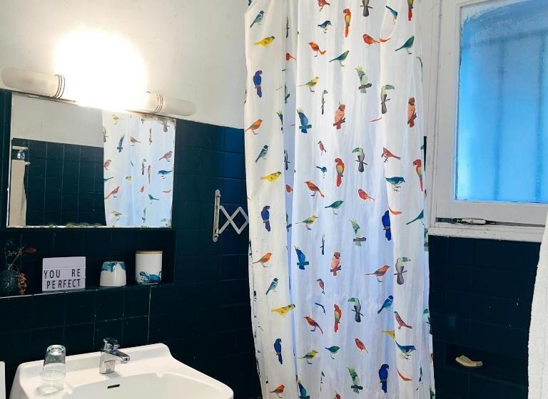 민박 Guest House Folk Inn