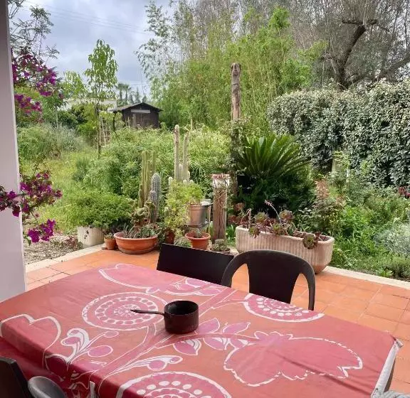 تختخواب و صبحانه La Beata Giovanna