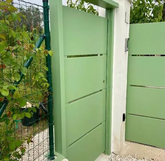 تختخواب و صبحانه La Beata Giovanna