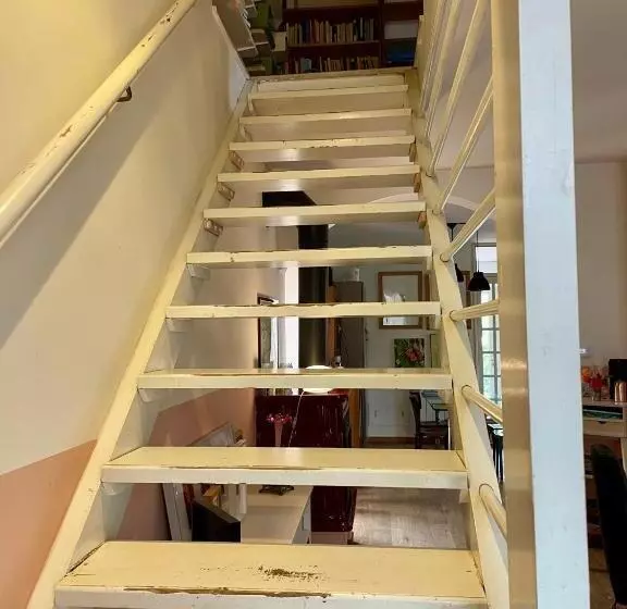 تختخواب و صبحانه La Beata Giovanna