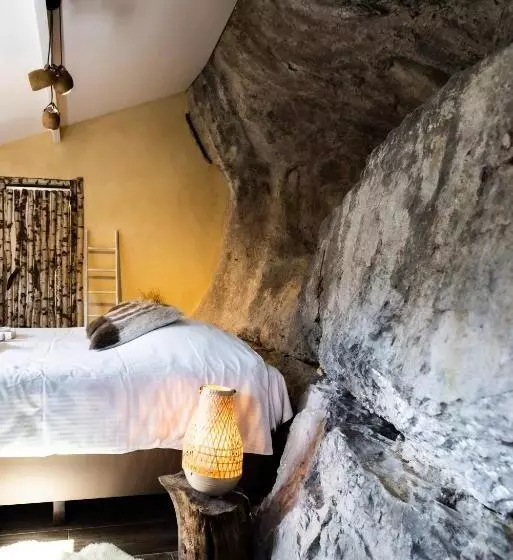 Aamiaismajoitus (B&B) La Grotte Dinant
