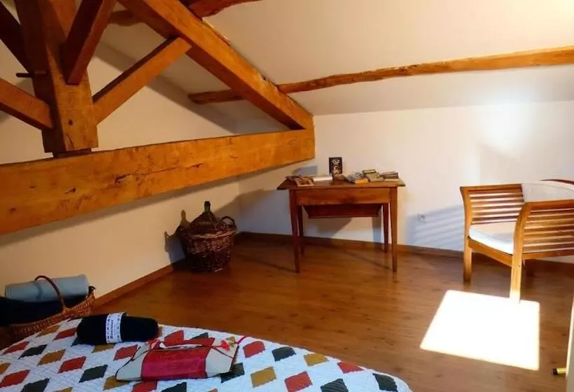 Aamiaismajoitus (B&B) Plaine Et Colline Chambres Et Table D Hôtes Isère