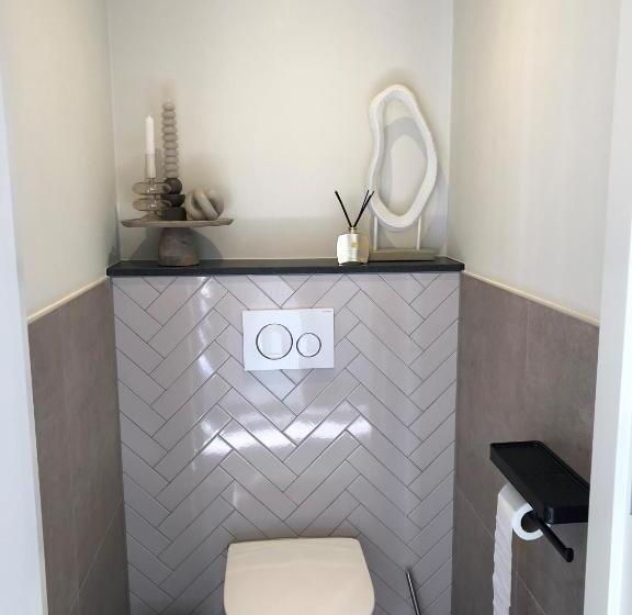 住宿加早餐 The Little White House