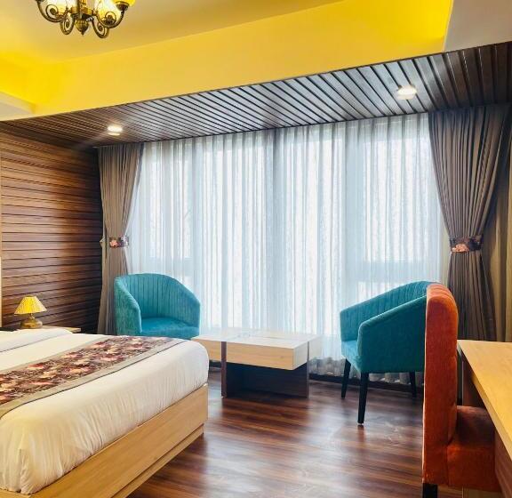 בית מלון כפרי Broadway Boutique Mall Road Darjeeling   A Luxury Collection   Best Seller