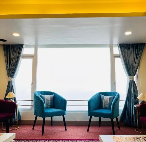 בית מלון כפרי Broadway Boutique Mall Road Darjeeling   A Luxury Collection   Best Seller