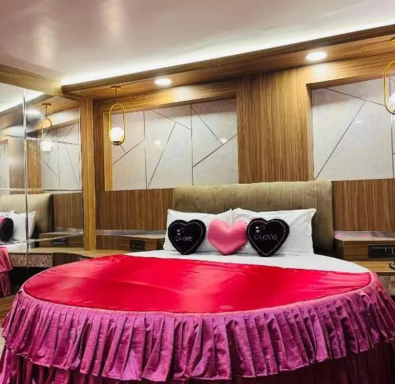Hotelli Broadway Boutique Mall Road Darjeeling   A Luxury Collection   Best Seller