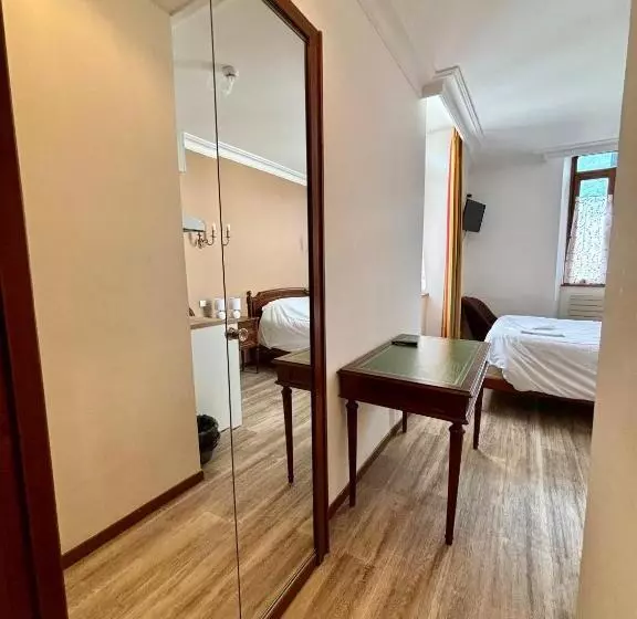 ホテル Hôtel Albert 1er