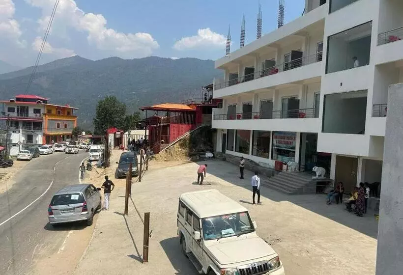 ホテル Om Kedar