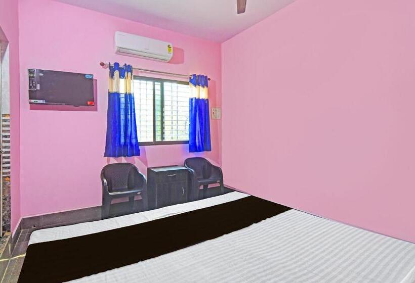 בית מלון כפרי O Om Residency