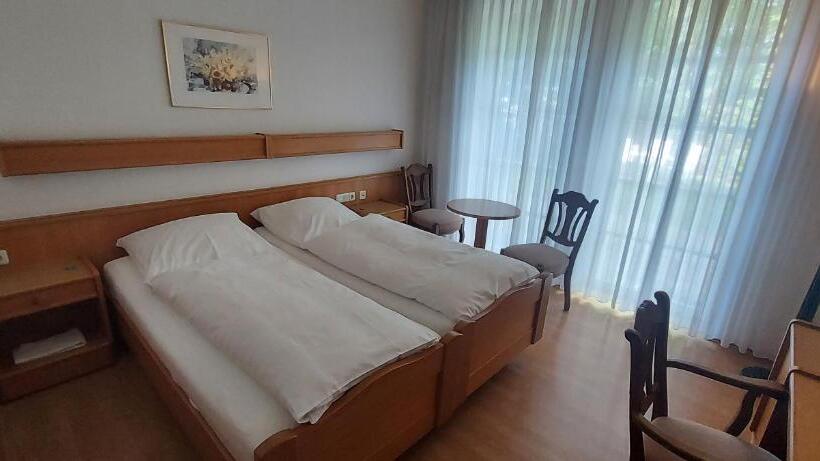 Hotel Zur Kroner Heide