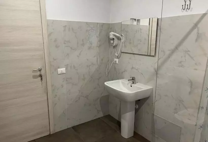 Majatalo Affittacamere Self Check In Francesca Vecchia