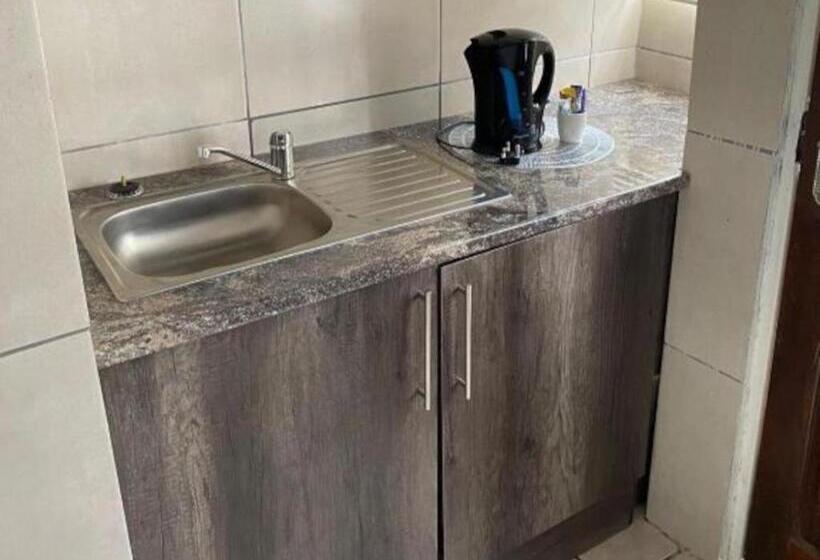 Пансион Beswick Guesthouse