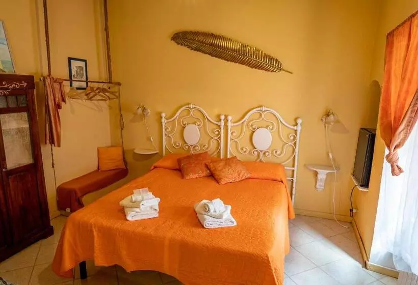 ペンション Borgo Suite   Cervo