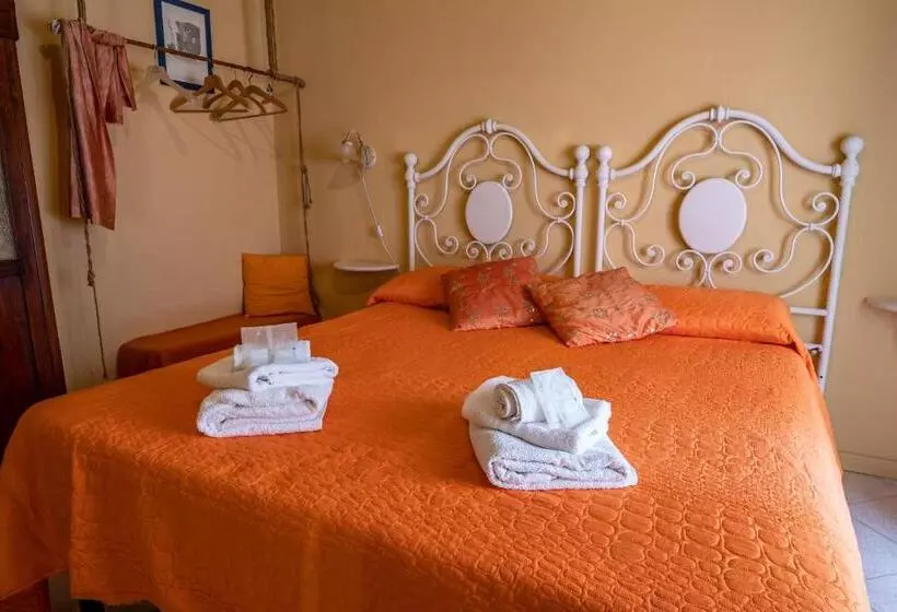 ペンション Borgo Suite   Cervo