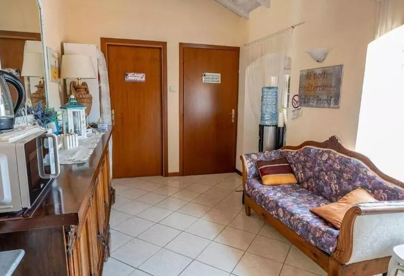 ペンション Borgo Suite   Cervo