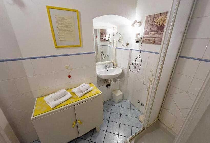 Пансион Borgo Suite Cervo