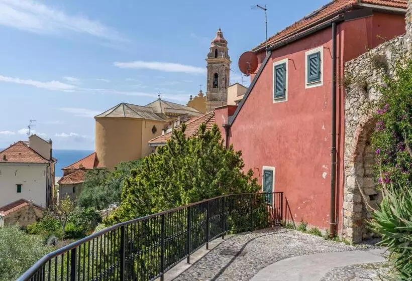 ペンション Borgo Suite   Cervo