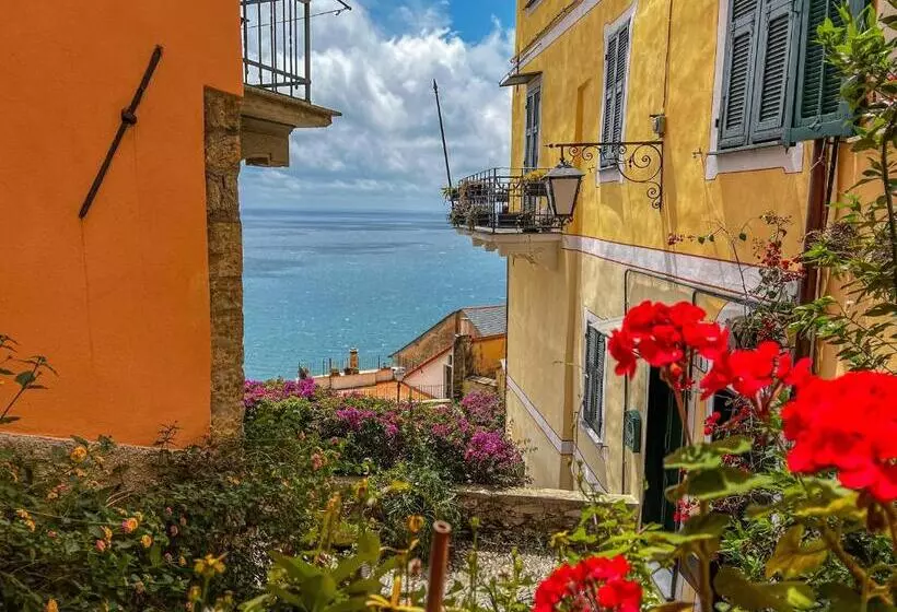 ペンション Borgo Suite   Cervo