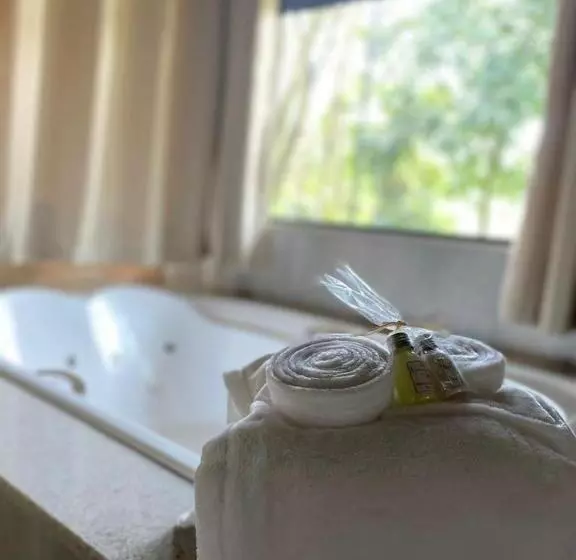 پانسیون Chalé 3 Em Monte Verde   Villagio Moriá