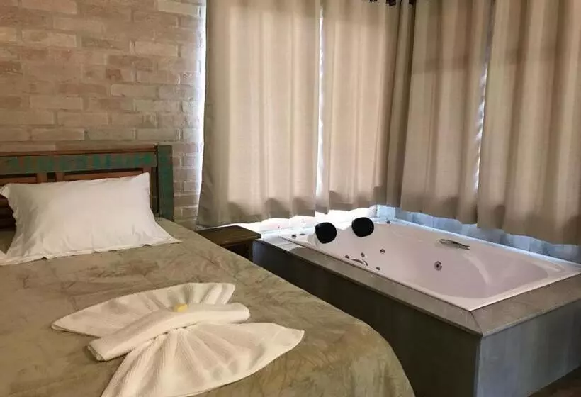 پانسیون Chalé 3 Em Monte Verde   Villagio Moriá